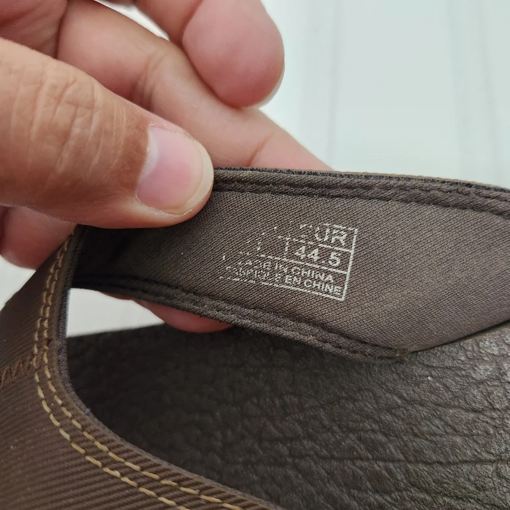 Sanuk Mens Size 11 Brown Flip Flop Thong Flat Comfort Water Friendly Sandals